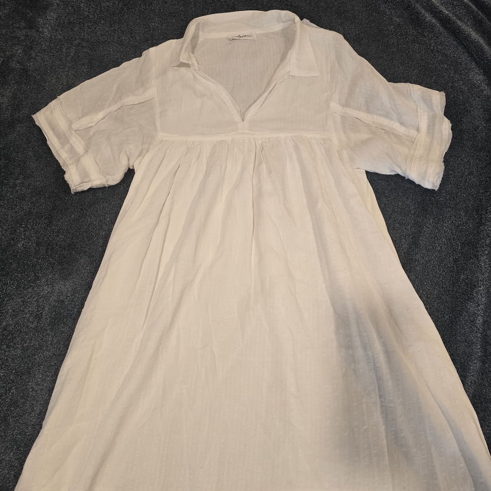 Carly Jean Los Angeles Cream Textured Dress